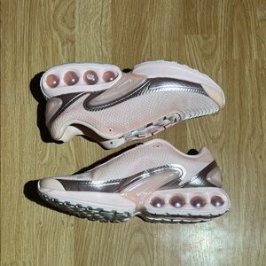 Nike Women's Air Max DN Pink Sneakers